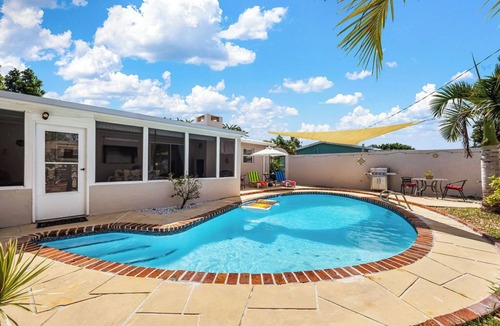 Melbourne House | SpaceCoast Charm — 3BR Home. Heated Pool & Terrace