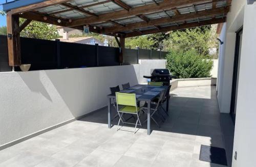 Autignac House | Spacieuse villa avec piscine garage et wifi