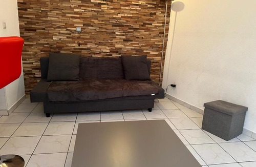 Anzin Apartment | Spacieux studio confortable