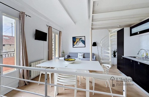 Cap d'Ail House | Spacieux triplex avec vue mer, proche de Monaco, 54 m2