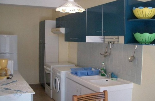 Amelie-les-Bains-Palalda Apartment | Spacious 2-Bedroom Apartment with Terrace, Parking, and WiFi near Amélie-les-Bains Baths