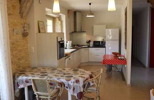 Saint-Martial-de-Nabirat Cottage | Spacious countryside house with garden and terrace