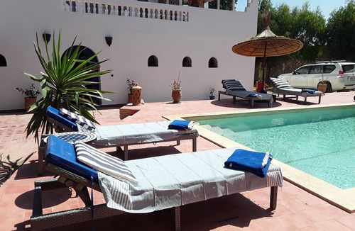 Essaouira Villa | Spacious, comfortable air-conditioned villa for 8 people with swimming pool and private parking lot