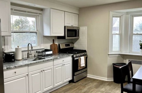 North Brunswick House | Spacious Home l King bed l Near RU l Near Hospital