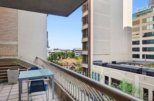 Darling Harbour Apartment | Spacious 1-bed flat in Central Sydney