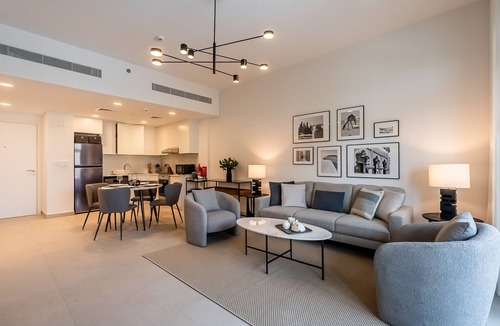 Umm Suqeim 3 Apartment | Spacious 1- Bedroom apartment in Madinat Jumeirah Living I Beachside Bliss