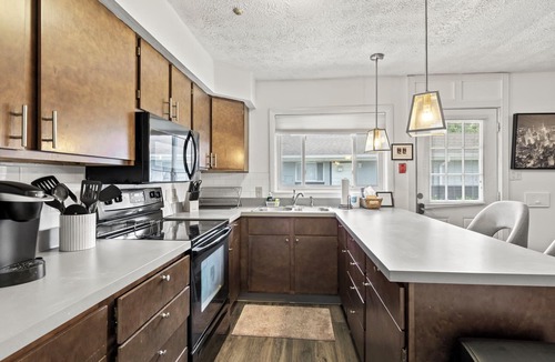 Mapleton/Fall Creek Apartment | Spacious 1-Bedroom Apartment in the Heart of Indy