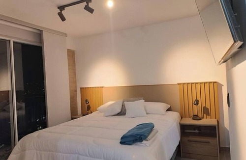 Cali Apartment | Spacious 1-bedroom with AC, fantastic view, fitness room,pool in gorgeous Cali