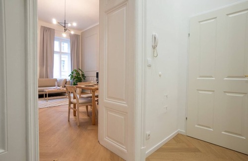 Alservorstadt Apartment | Spacious 110м2 flat in the city center