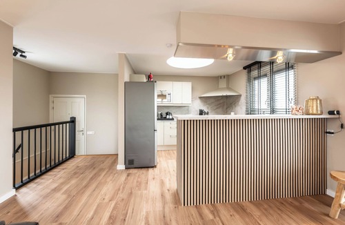 Aalsmeer Boat Rental | Spacious 120m2 Watervilla With Sauna Near Amsterdam And Schiphol.