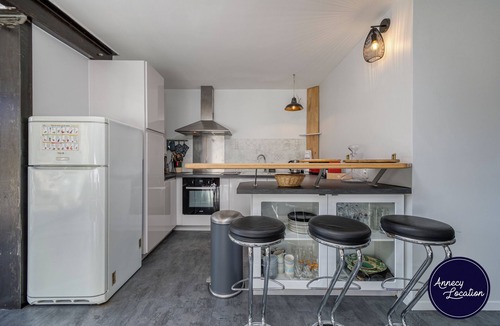 Alex House | 🌄 Spacious 150 m² home with panoramic mountain views – 1,000 m² garden – Between Lake Annecy & the Aravis Mountains