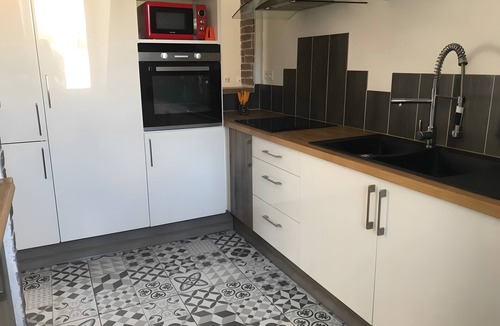 La Bourboule Apartment | Spacious 180 m² Duplex Holiday Home with Wi-Fi and Air Conditioning
