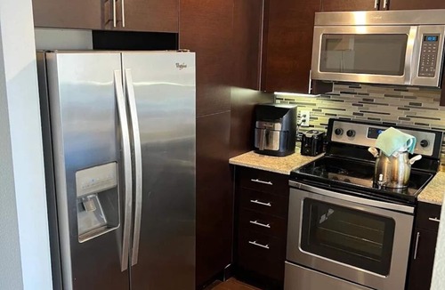 South Beach Apartment | Spacious 1b1b oasis in luxury SF building with bay bridge view & full amenities