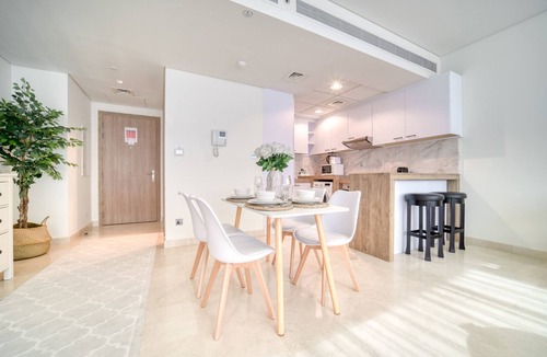 Bur Dubai Apartment | Spacious 1BR Apartment in Sky Gardens, DIFC by Deluxe Holiday Homes