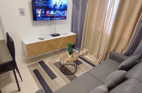Matandang Balara Condo | Spacious 1BR w/Netflix, HBO w/Dedicated Parking