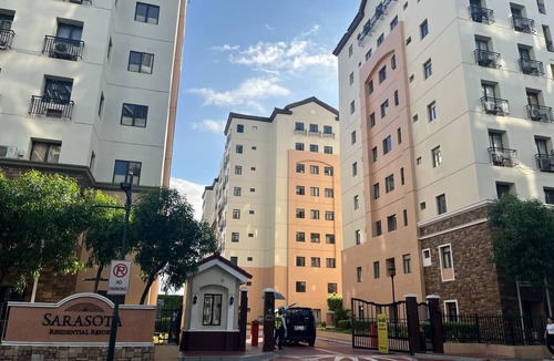 Pasay Condo | Spacious 2 Bed & 2 Bath Condo in Newport City, Pasay