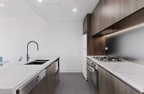 Lidcombe Apartment | Spacious 2-Bed Apartment with Balcony & City Views