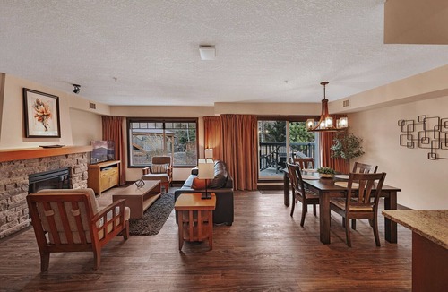 Dead Man's Flats Apartment | Spacious 2 bedroom 2 bathroom: sleeps 8/AC/pets ok/hot tub/near Banff