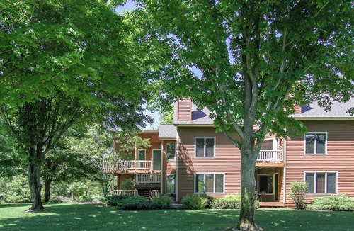 Thompsonville Condo | Spacious 2 Bed Condo at Crystal Mountain Resort by RedAwning