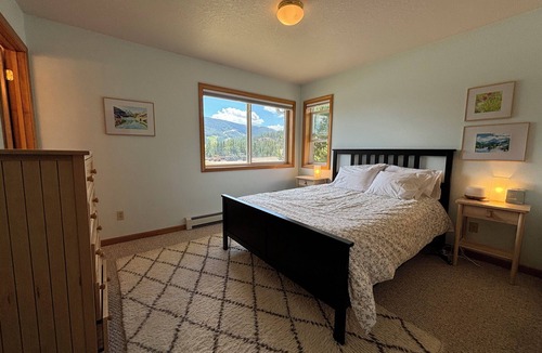 Big Sky Condo | Spacious 2 bedroom condo with Ski Slope Views