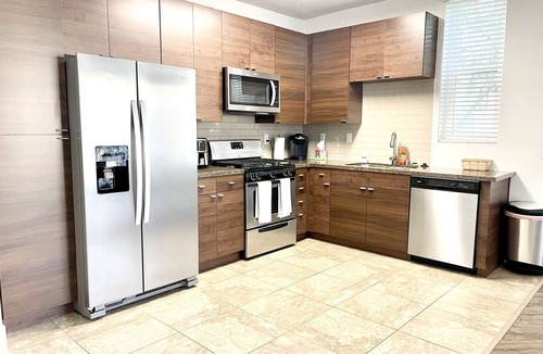 Del Rey Condo | Spacious 2 bedroom Venice beach condo