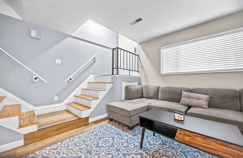 St. Charles House | Spacious 2 Bedroom Townhome