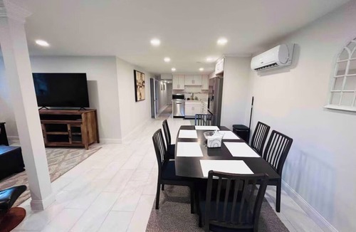 Hyannis Apartment | Spacious 2-bedroom apartment with AC in Barnstable