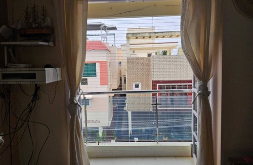 Iyyappanthangal Apartment | Spacious 2-bedroom apartment with AC in Chennai near Trade Center, Airport, DLF