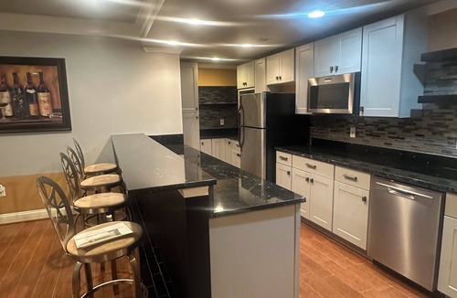 Woodmore Apartment | Spacious 2-bedroom apartment in charming Bowie with WiFi, new bthrm, w/d,& kit