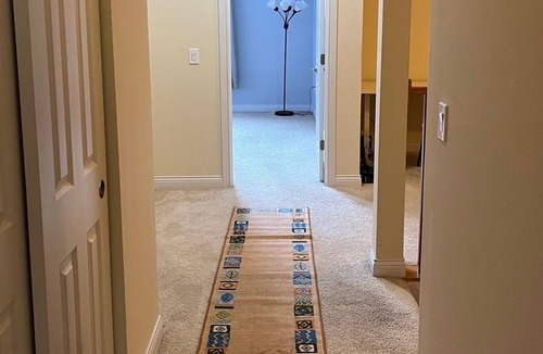 Corryville Condo | Spacious 2 bedroom condo close to University, Medical institutions and hospitals