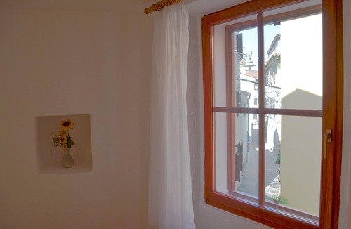 Izola Apartment | Spacious 2-bedroom central apartment