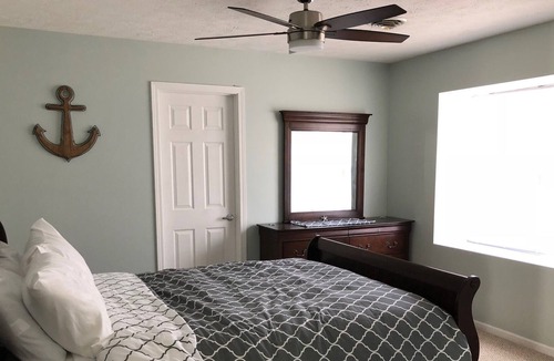 Geneseo Condo | Spacious 2 Bedroom Condo