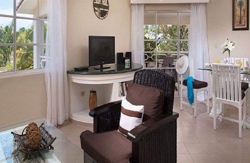 Los Brazos Resort | Spacious 2 Bedroom Penthouse in 5 Star Resort