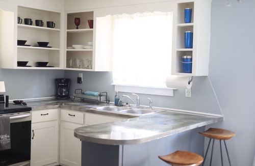Olde Town Augusta House | Spacious 2 Bedroom Home within 8 Minute walk to Downtown Augusta