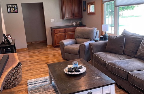 Kimberly House | Spacious 2 Bedroom House in the Heart of Kimberly