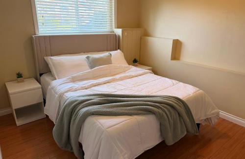 Delta Apartment | Spacious 2 Bedroom Suite