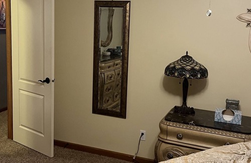 Cedar Rapids House | Spacious 2 bedroom 2 bath house . Quiet and friendly neighborhood