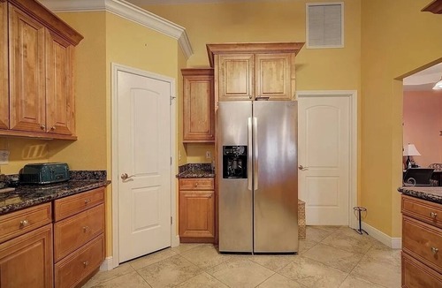 Sun 'N Lake Villa | Spacious 2-bedroom villa in Sebring, screened patio, grill, bonus room, sleeps