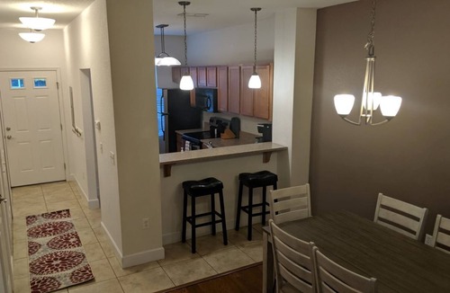 Gainesville Condo | Spacious 2 BR Gated Condo @ The University of Florida