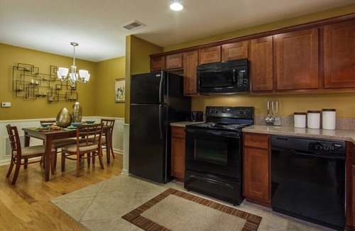 Branson Apartment | Spacious 2 BR | Holiday Hills