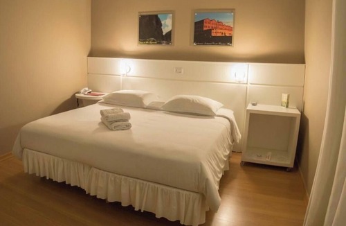 Jaguariaiva Hotel | Spacious 2 Double Room w/Views of Forests, Canyons & Access to Waterfall Trails
