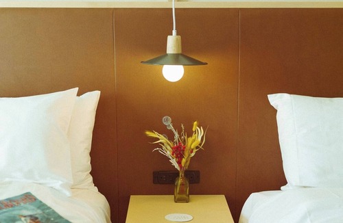 San Jacinto Hotel | Spacious 2 Queen Room Near Pleasure Pier, Pool + Rooftop Bar Access