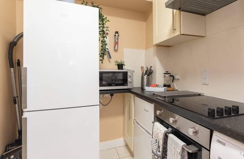 City Centre Dublin Apartment | Spacious 2BED APT Citycentre Location FAST WIFI