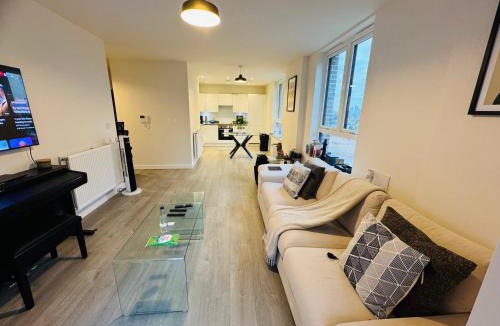 Marlborough Apartment | Spacious 2Bedroom Entire Luxury Flat in London