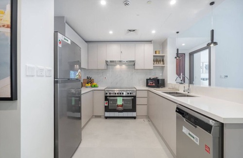 Bur Dubai Apartment | Spacious 2BHK/Dubai Frame View/Park/Metro