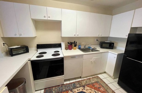 Elkins Park Apartment | Spacious 2BR/2BA Apartment | Monthly Stay Deals