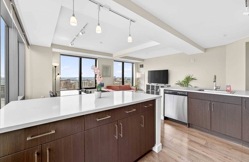 Chinatown Apartment | Spacious 2BR/2BA overlooking Boston Common