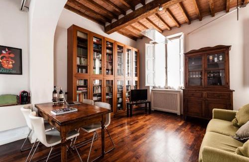 San Francesco Apartment | Spacious 2BR Apartment for Families Central & Quiet Pisa