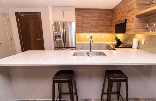 Downtown Halifax Apartment | Spacious 2BR Apt with Breathtaking Views and GYM