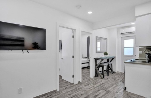 Hollywood Condo | Spacious 2BR condo w/beach access